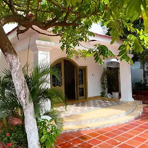  Alojamento de Acomodação e Pequeno-almoço Casa Bahia Colonial -